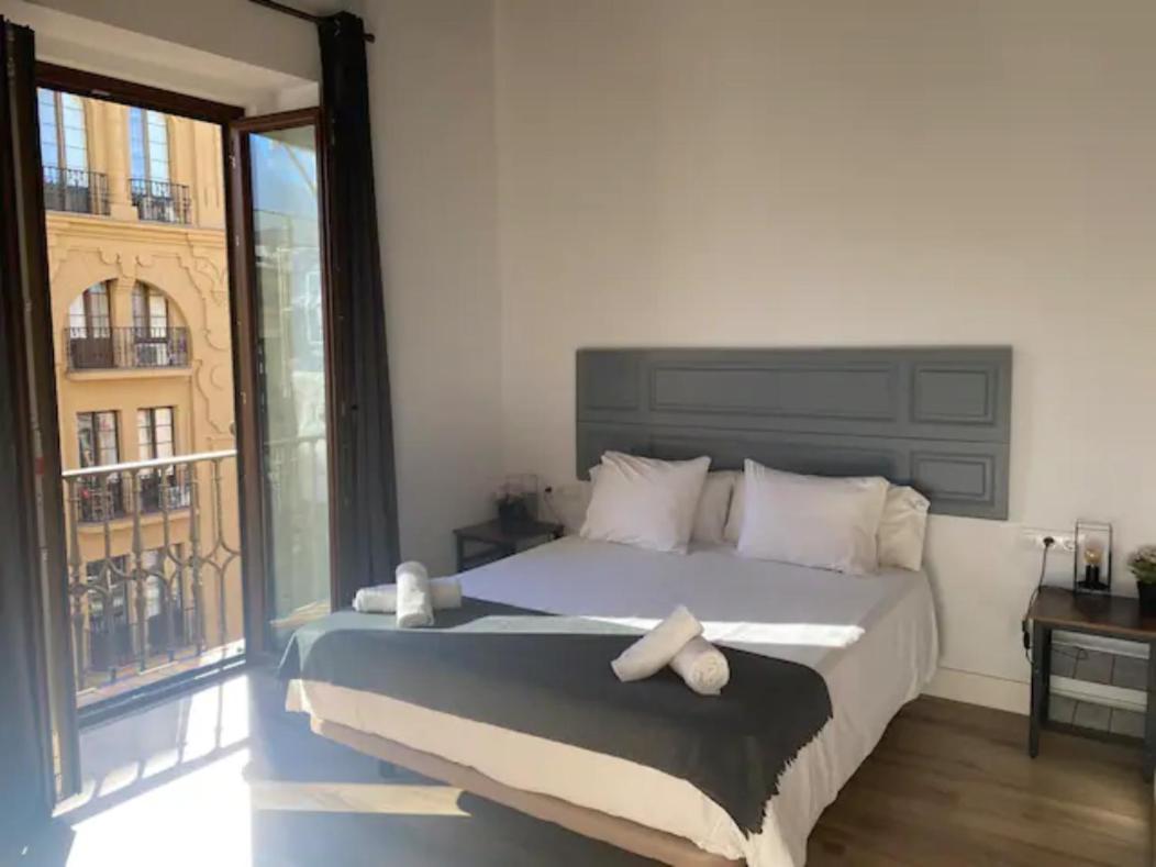 Luxury Sevilla Apartments Esterno foto