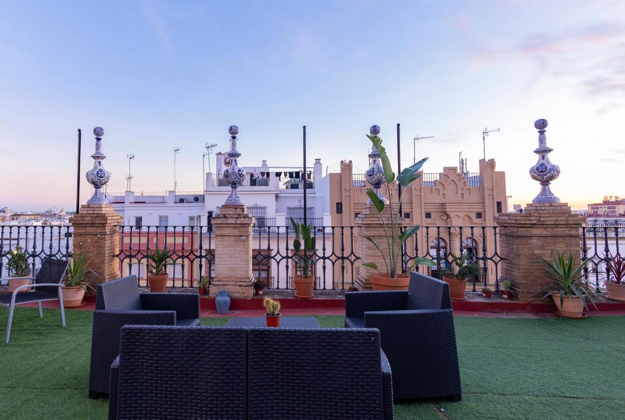 Luxury Sevilla Apartments Esterno foto