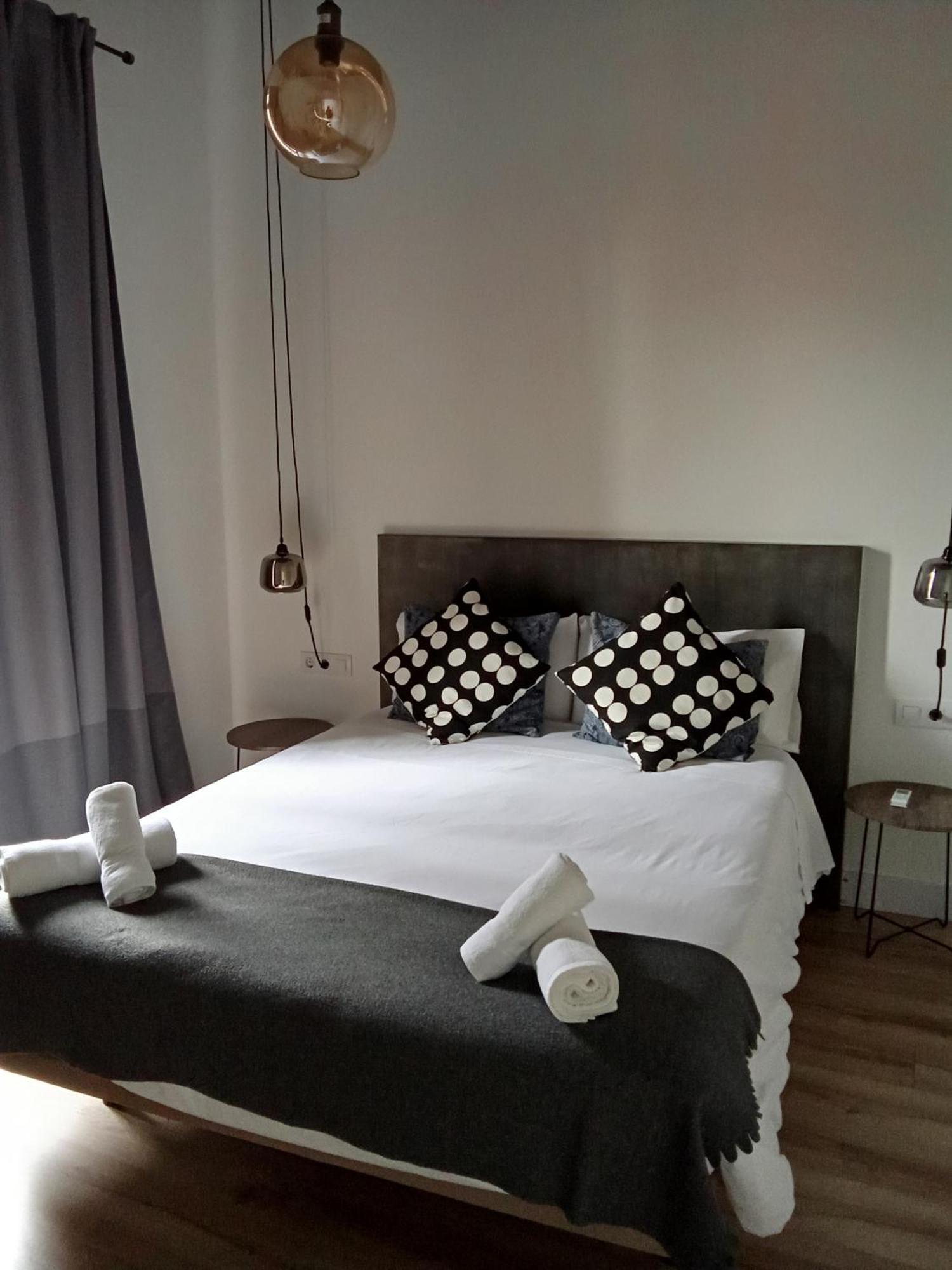 Luxury Sevilla Apartments Esterno foto